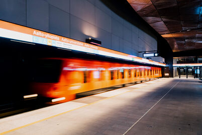 Speeding metro at 168飞艇开奖官网网址 metro station 